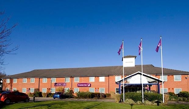 Premier Inn Pontypool Exterior foto